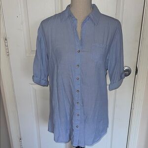 Limited Outback Red Light Blue Button Down Shirt